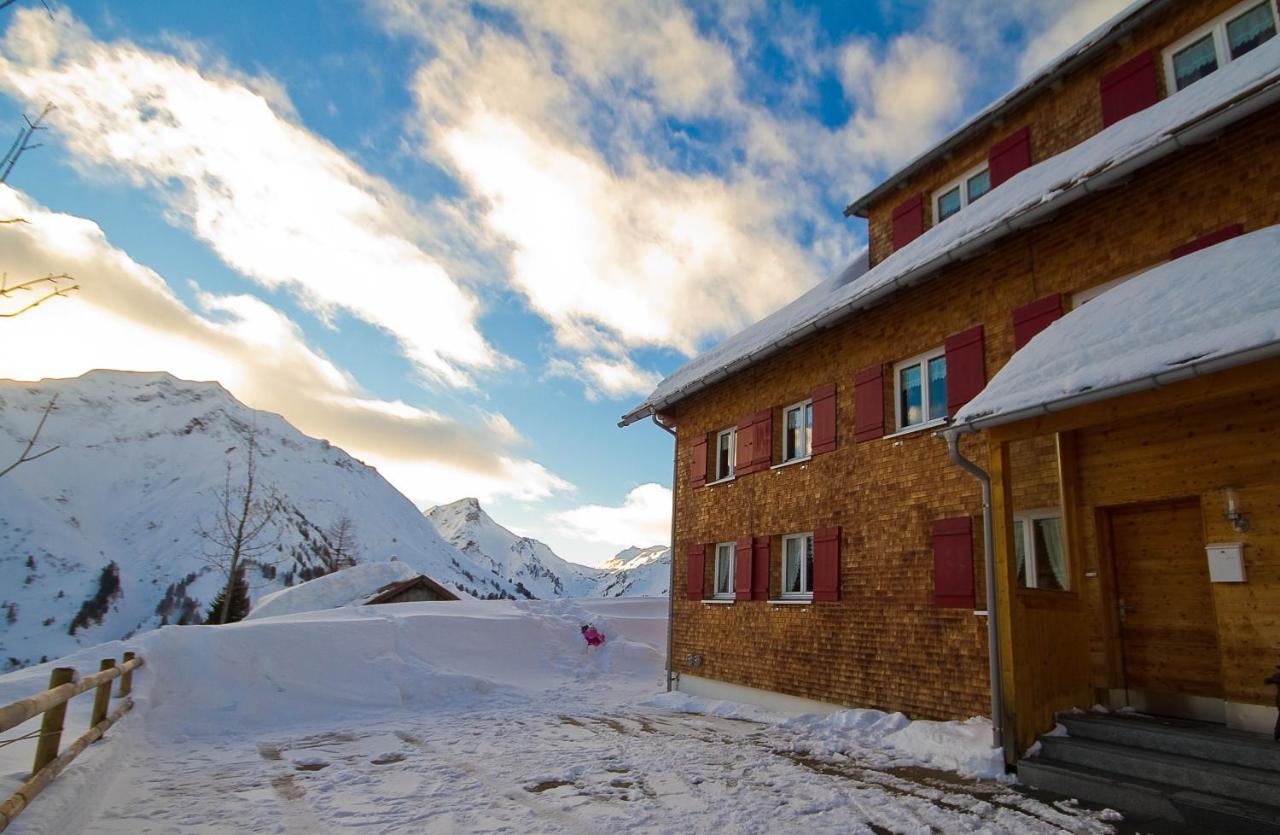 Schwarzmann's Ferienwohnungen Schröcken Exterior foto